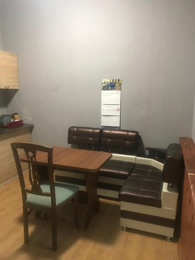 Ararat-Podol Hostel Kiev Dış mekan fotoğraf